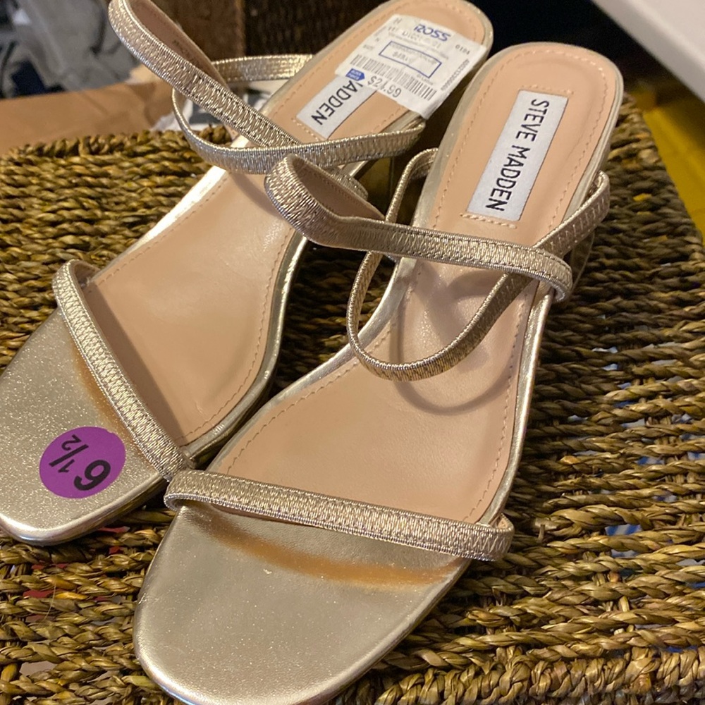 Steve Madden gold heels